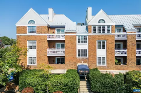 207 E Jefferson St #4-5, Charlottesville, VA 22902