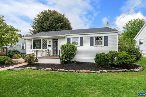 1624 Monroe St, Waynesboro, VA 22980