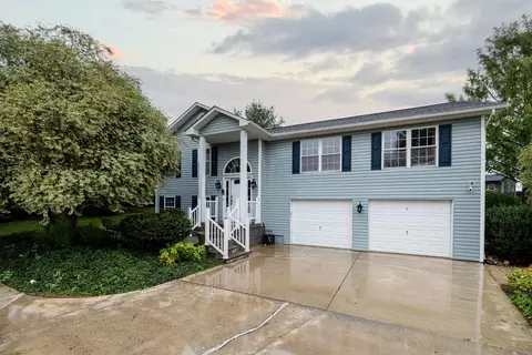 820 Burgess Ct, Woodstock, VA 22664