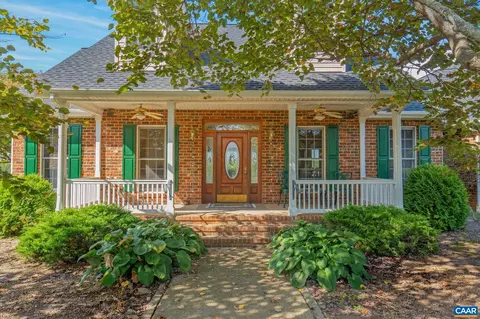 3535 Venable Rd, Kents Store, VA 23084