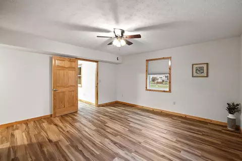 232 Old Back Rd, Raphine, VA 24472 photo 19