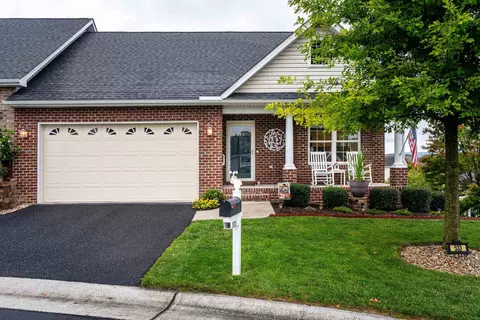 533 Hickory Grove Cir, Harrisonburg, VA 22801
