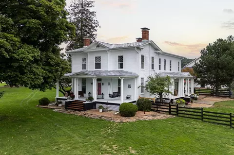 3214 Old Furnace Rd, Keezletown, VA 22832