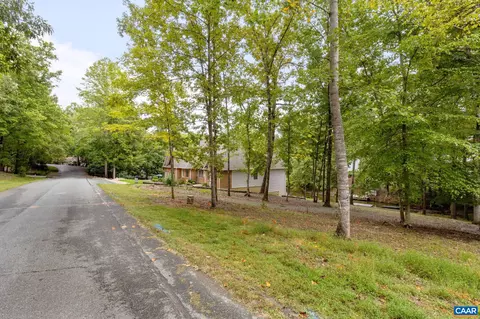 17 Amethyst Rd, Palmyra, VA 22963 photo 6
