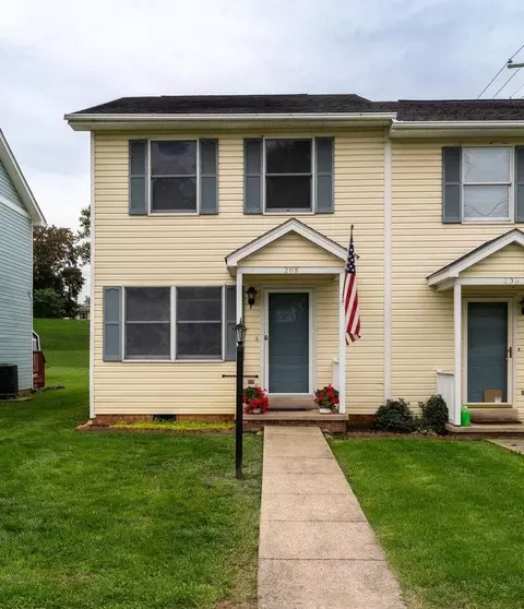 208 Seventh Ave, Luray, VA 22835