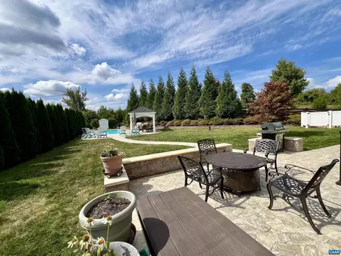 2012 Aspen Dr, Charlottesville, VA 22911 photo 11