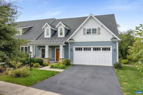 537 Trailside Dr, Charlottesville, VA 22911 photo 2