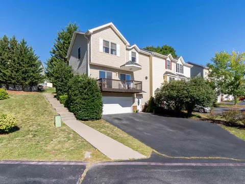 2398 King Arthurs Ct, Harrisonburg, VA 22801
