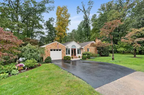 2000 Cherokee Rd, Waynesboro, VA 22980 photo 7