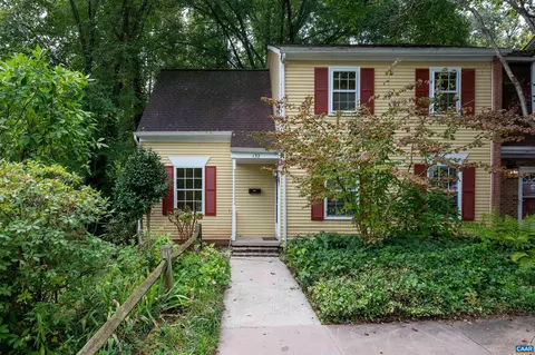 132 Scarborough Pl, Charlottesville, VA 22903