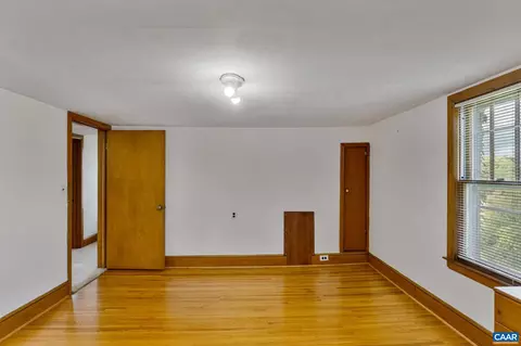 211 Stuart Ave, Stuarts Draft, VA 24477 photo 19