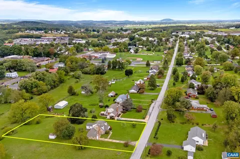 211 Stuart Ave, Stuarts Draft, VA 24477 photo 35