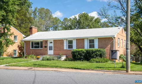 218 Camellia Dr, Charlottesville, VA 22903