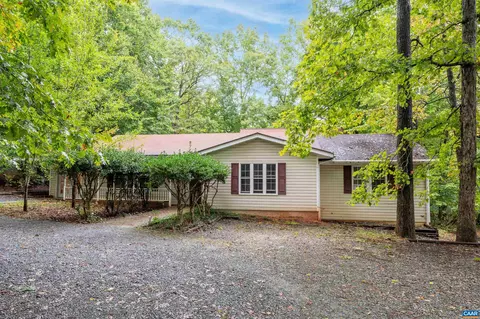 875 Jefferson Dr, Palmyra, VA 22963