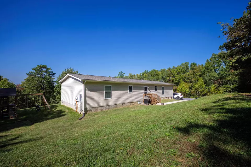  989 Georgia Ave, Waynesboro, VA 22980 photo 37