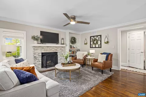 388 E Main St, Orange, VA 22960 photo 10