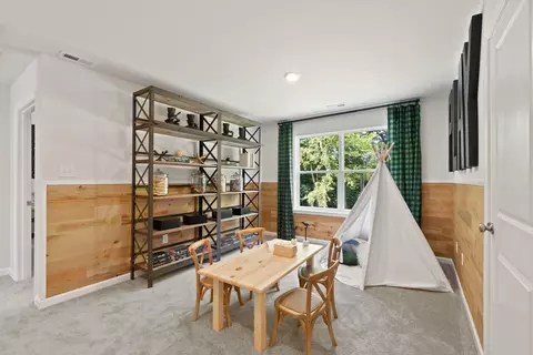 405 Stonewall Jackson Blvd, Staunton, VA 24401 photo 6