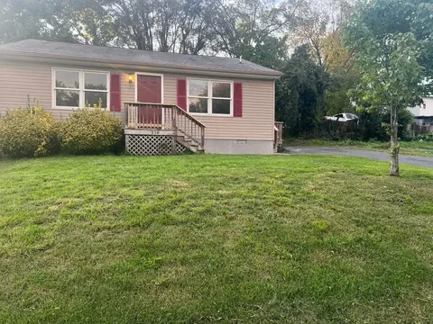 210 Hamrick St, Staunton, VA 24401