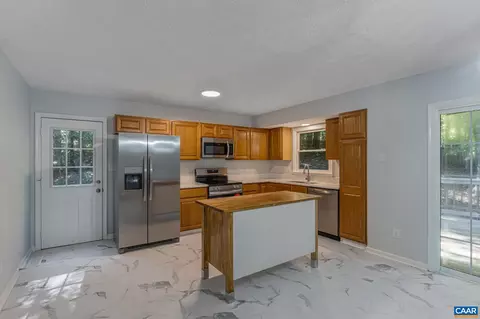 13 Mechunk Ter, Palmyra, VA 22963 photo 9