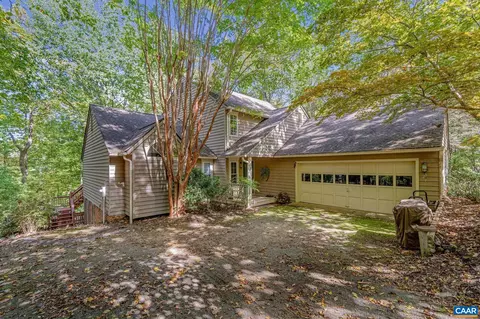 56 Hickory Ln, Charlottesville, VA 22911