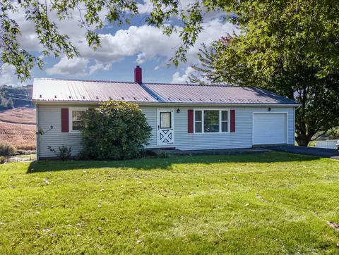 3592 Old Greenville Rd, Staunton, VA 24401
