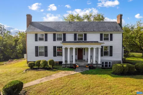 831 Cook Ave, Brookneal, VA 24528