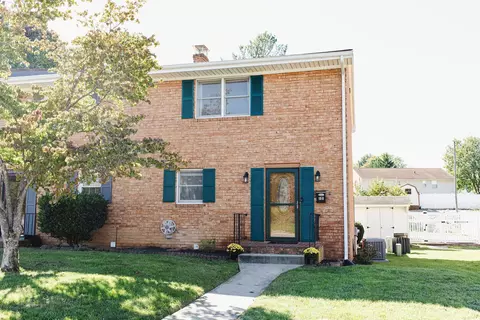1018 Bridge Ave, Waynesboro, VA 22980