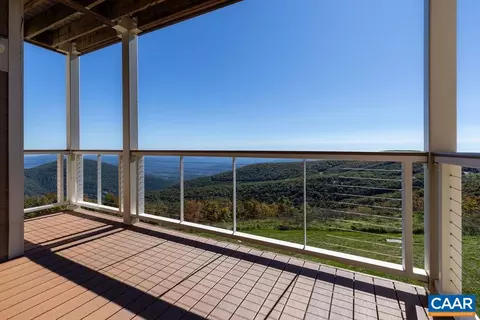 1632 Overlook Condos, Roseland, VA 22967