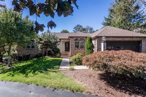 1496 Huron Ct, Harrisonburg, VA 22801