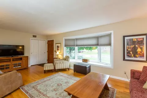 385 Westview St, Dayton, VA 22821 photo 11