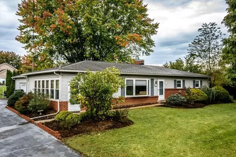 385 Westview St, Dayton, VA 22821