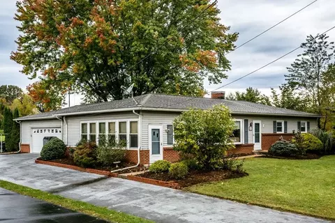 385 Westview St, Dayton, VA 22821 photo 32