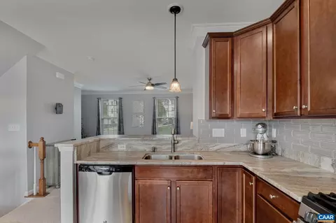 2017 Elm Tree Ct, Charlottesville, VA 22911 photo 6