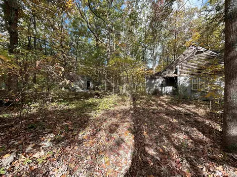15 Raccoon Holw, Greenville, VA 24440