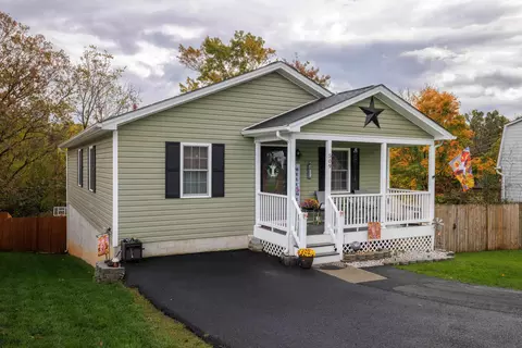 509 B St, Staunton, VA 24401