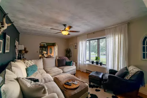 802 Ninth St, Shenandoah, VA 22849 photo 6