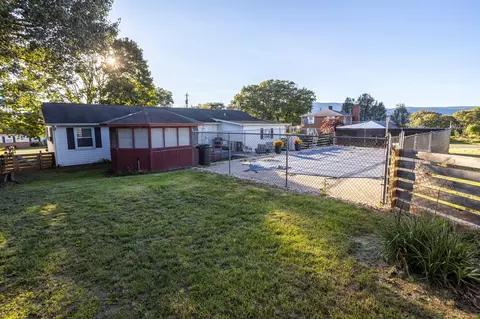 802 Ninth St, Shenandoah, VA 22849 photo 41