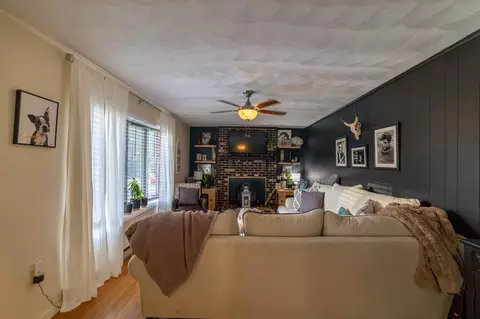 802 Ninth St, Shenandoah, VA 22849 photo 5