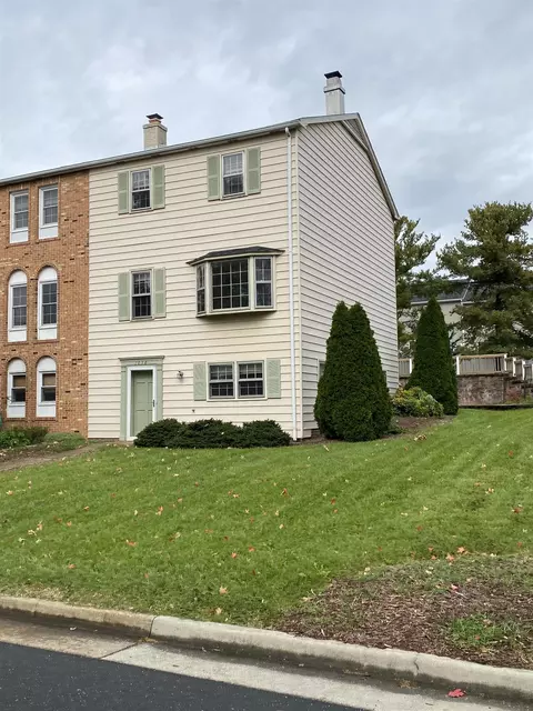 1058 Meadowlark Dr, Harrisonburg, VA 22802