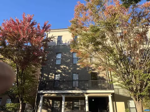 745 Walker Sq #4A, Charlottesville, VA 22903