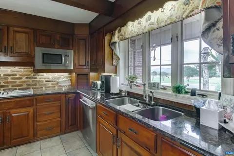 2412 James River Rd, Gladstone, VA 24553 photo 14