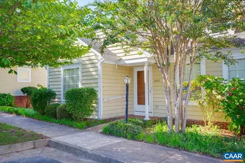 1342 Allister Grn, Charlottesville, VA 22901