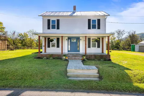 333 Honeyville Ave, Stanley, VA 22851