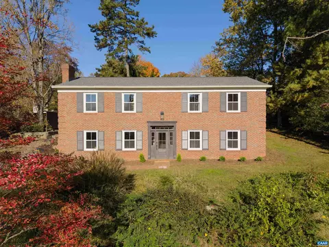 205 Chaucer Rd, Charlottesville, VA 22901