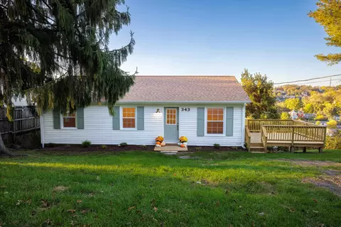 343 W Liberty St W, Staunton, VA 24401