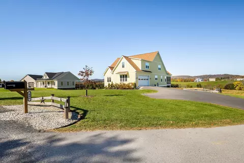 446 Guthrie Rd, Stuarts Draft, VA 24477 photo 5