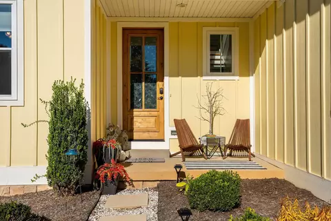 446 Guthrie Rd, Stuarts Draft, VA 24477 photo 9