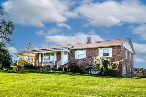 1161 Tenth Legion Rd, Broadway, VA 22815
