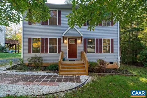 17 Hatchechubee Rd, Palmyra, VA 22963 photo 2