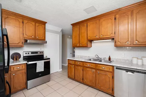 224 Cambridge Dr, Stuarts Draft, VA 24477 photo 7